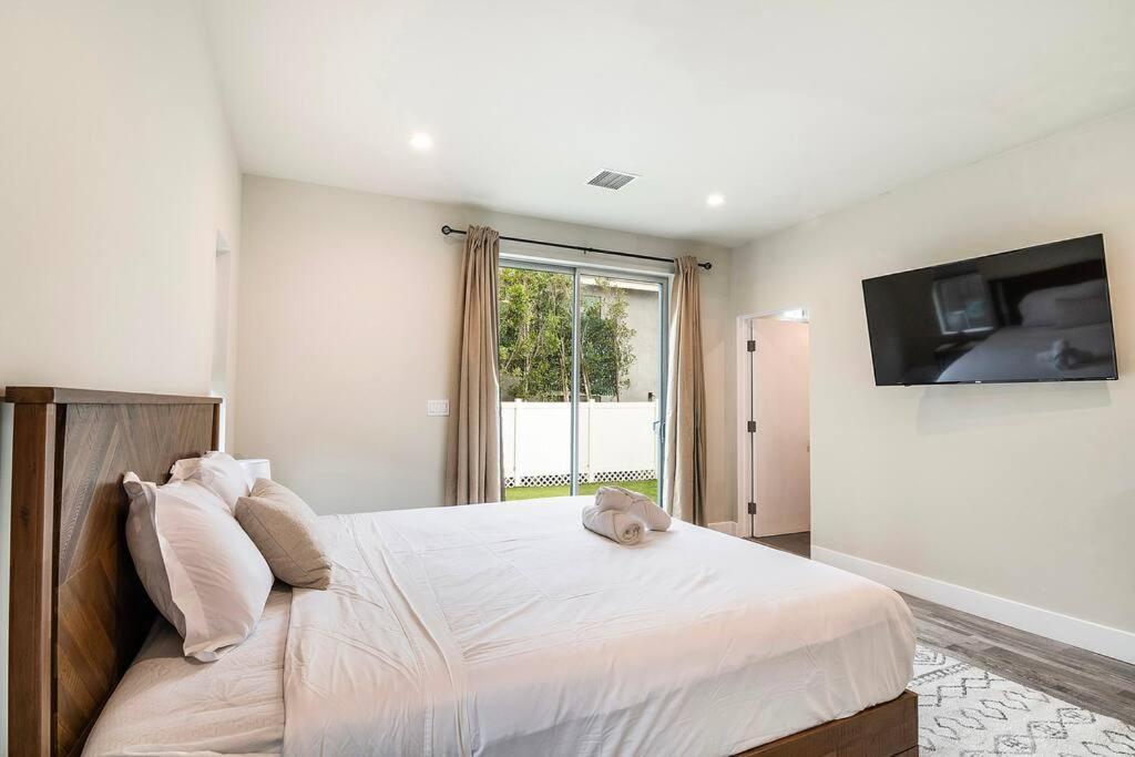 Stylish 4br Prime Location Hancock Park * Los Angeles