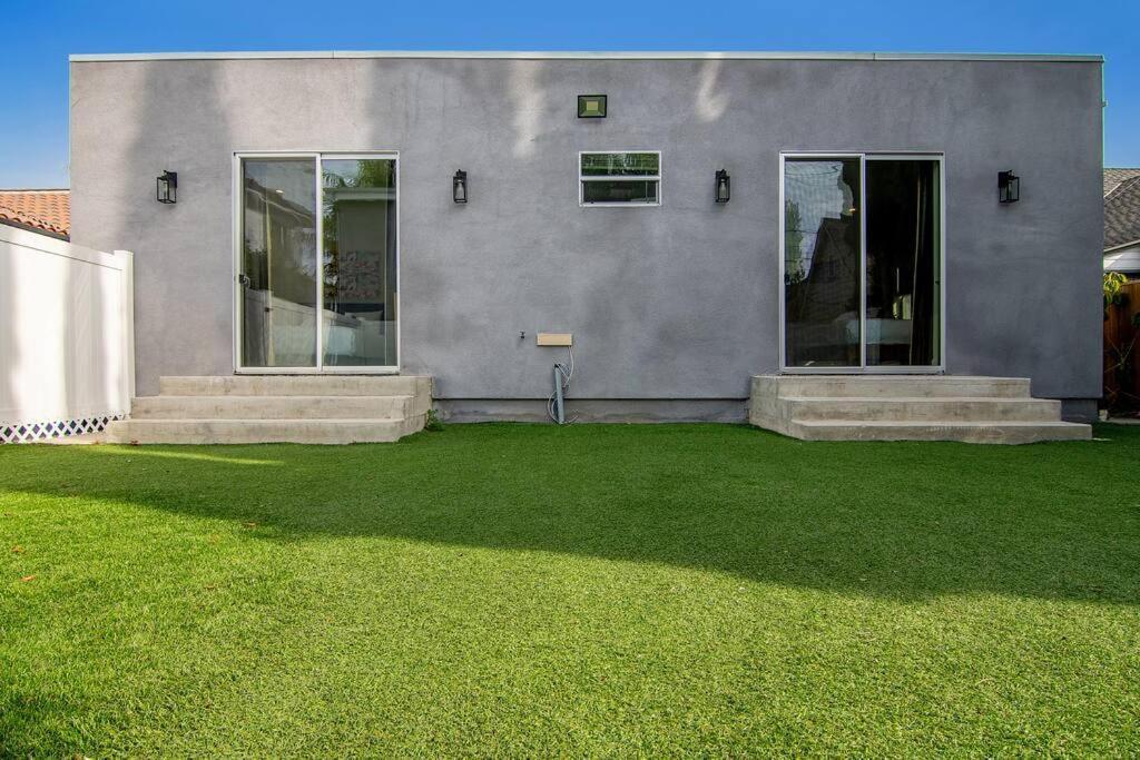 Stylish 4br Prime Location Hancock Park Holiday home