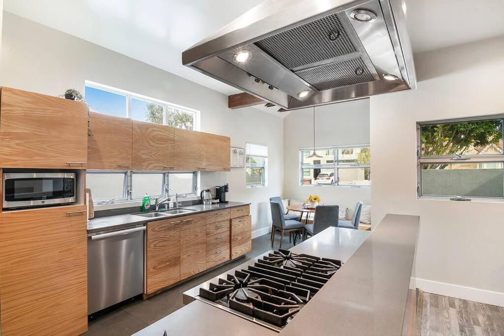 Holiday home Stylish 4br Prime Location Hancock Park Los Angeles