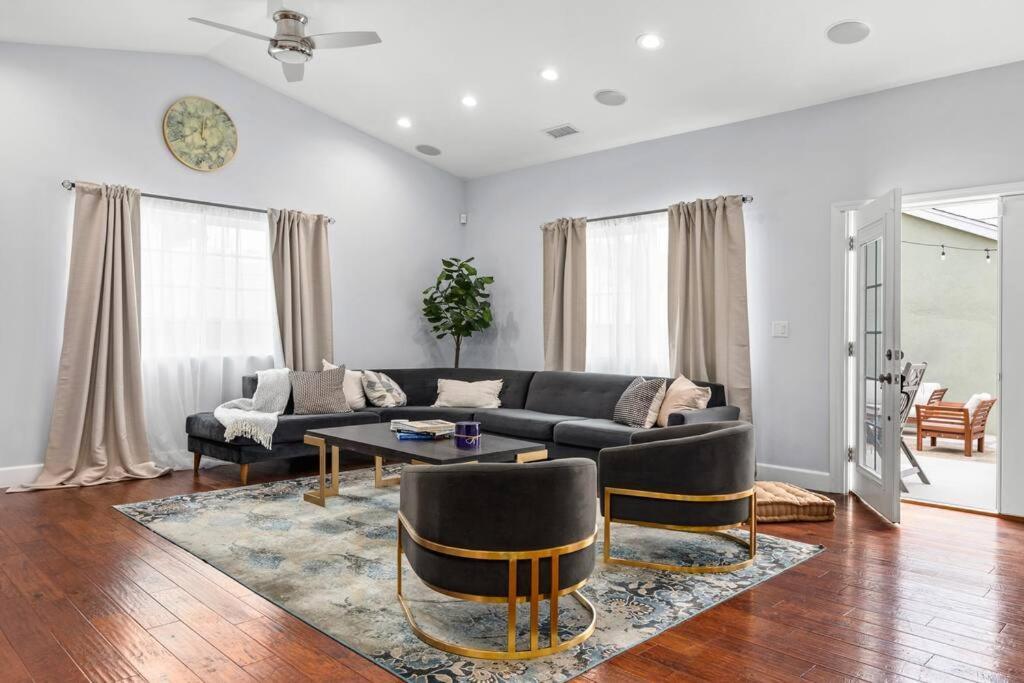 Goode Homes Luxury Family * Los Angeles