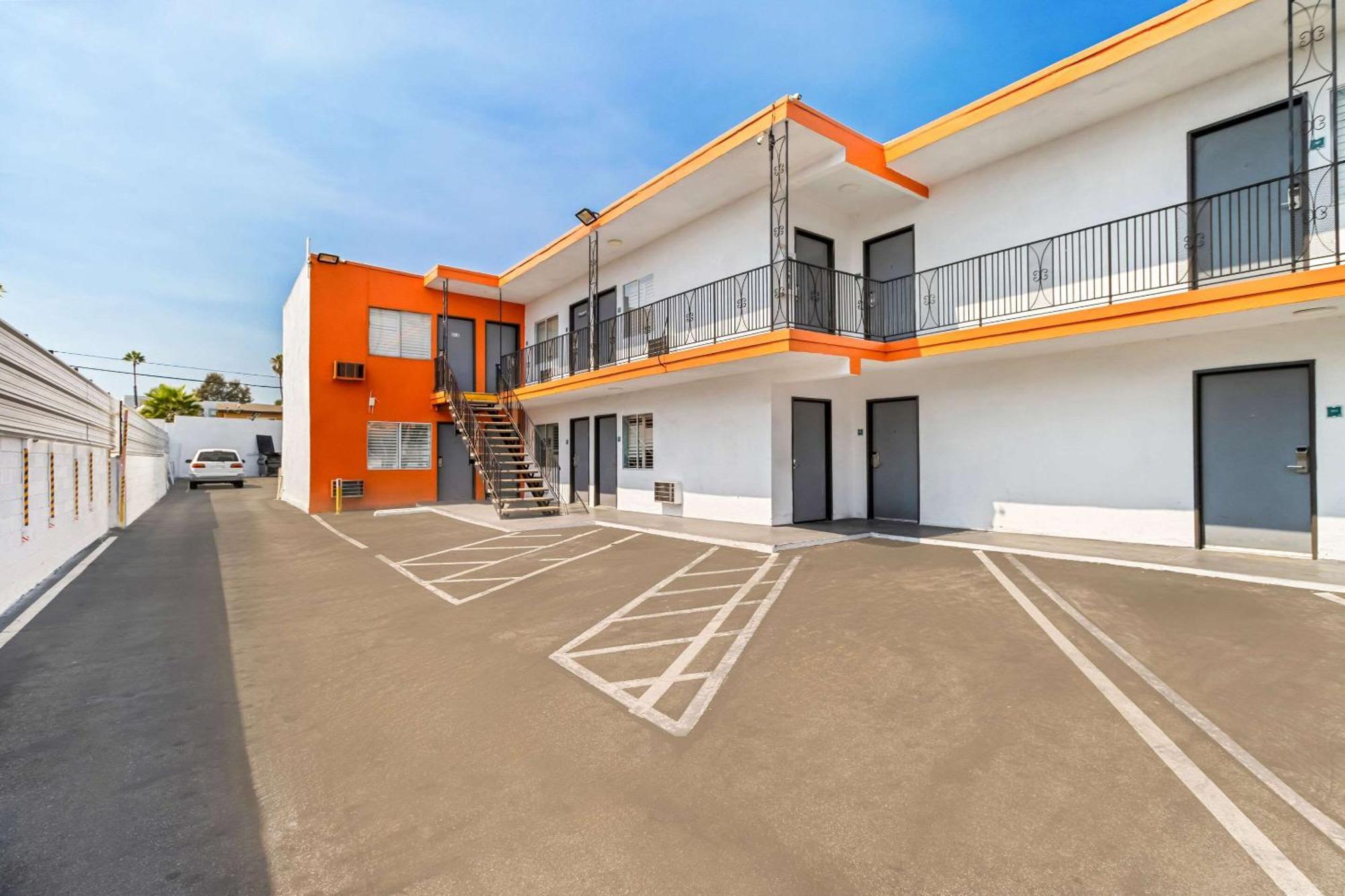Rodeway & North Hollywood Burbank Airport - Universal Area Hotel Los Angeles