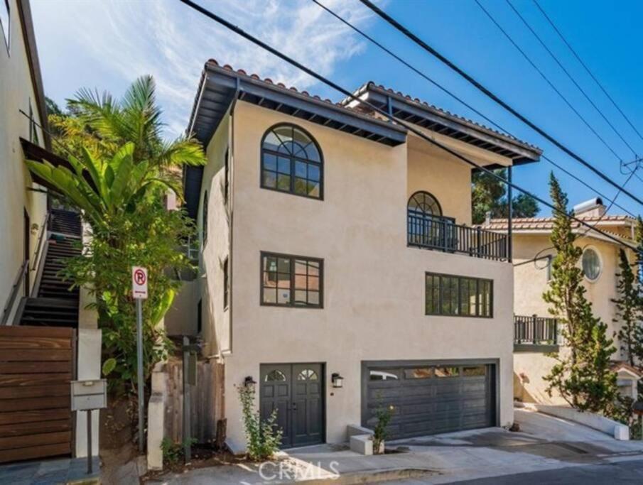 Stunning Mediterranean Mansion In Laurel Canyon