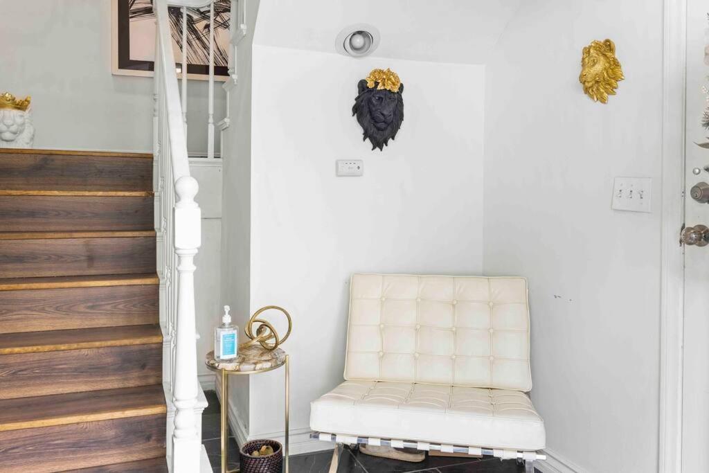 Villa Stunning Mediterranean Mansion In Laurel Canyon *