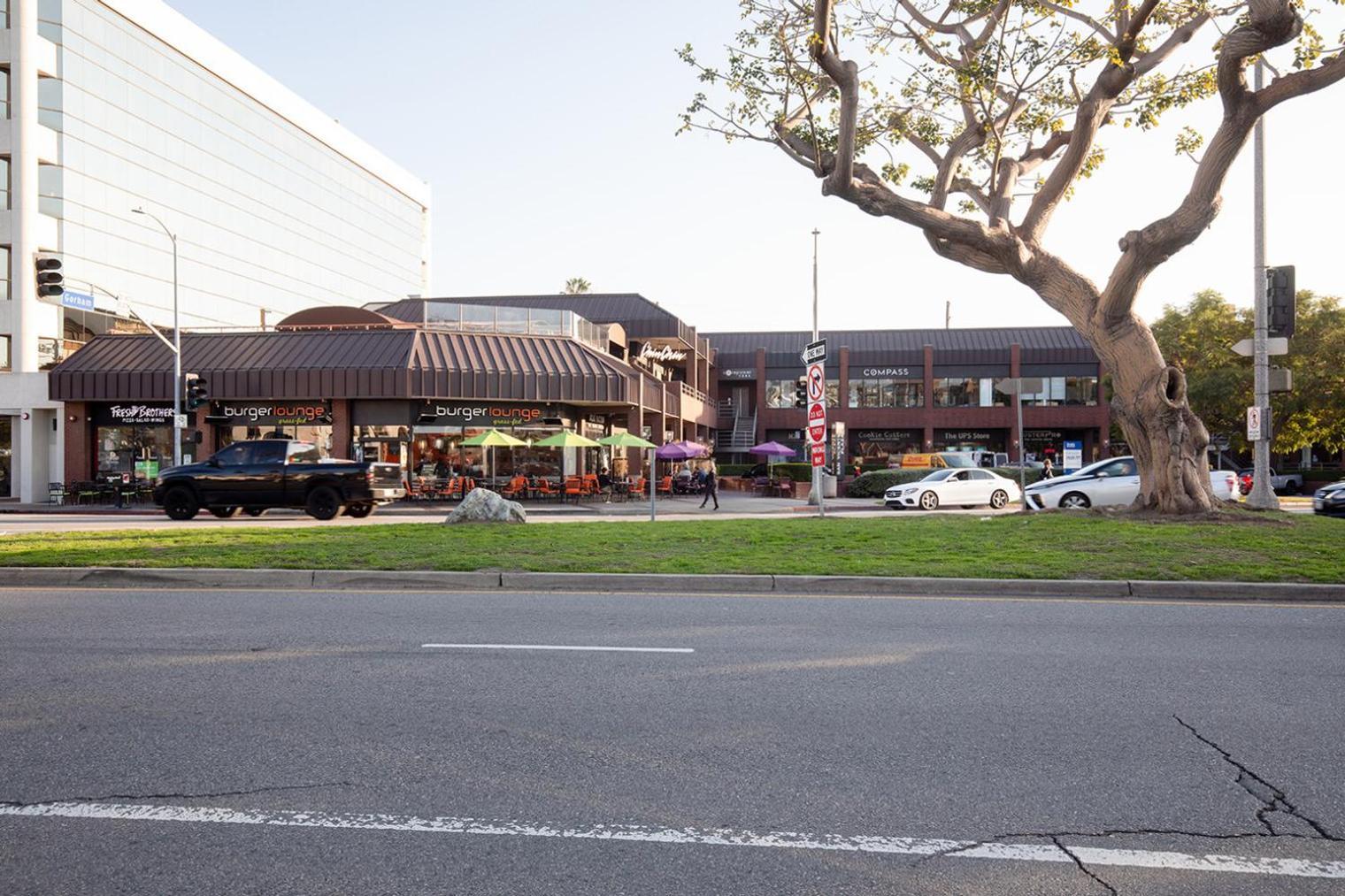Apartment Blueground Brentwood Lax-1293