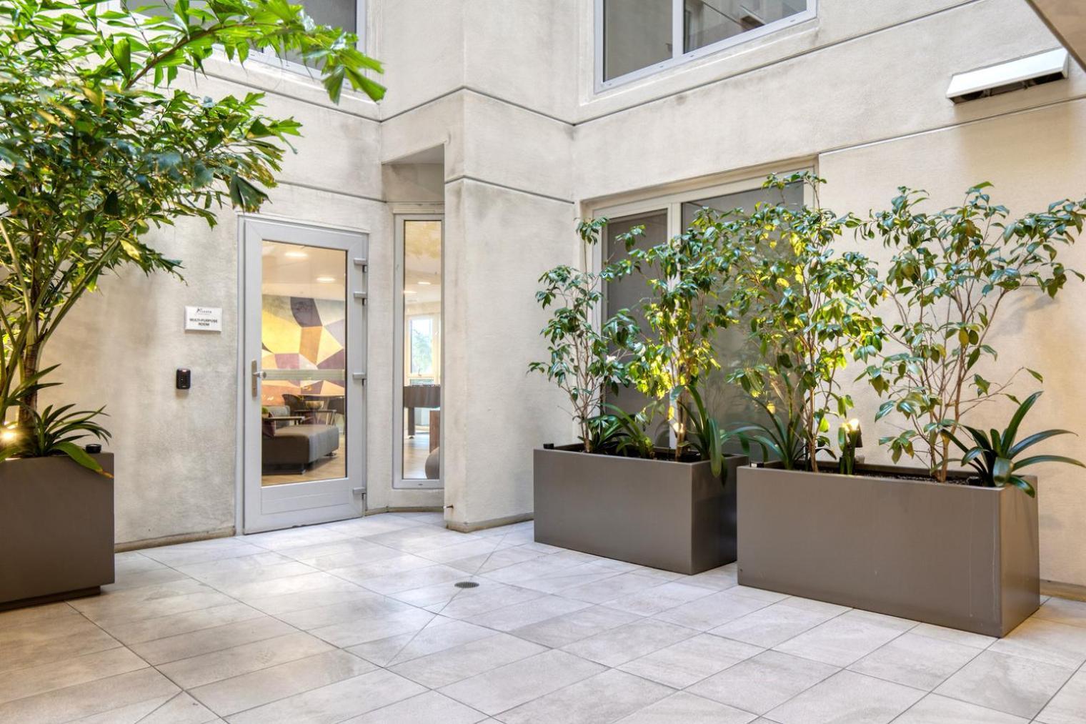Apartment Blueground Brentwood Lax-1293 *