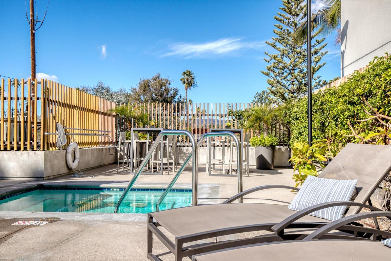 Apartment Blueground Brentwood Lax-1293