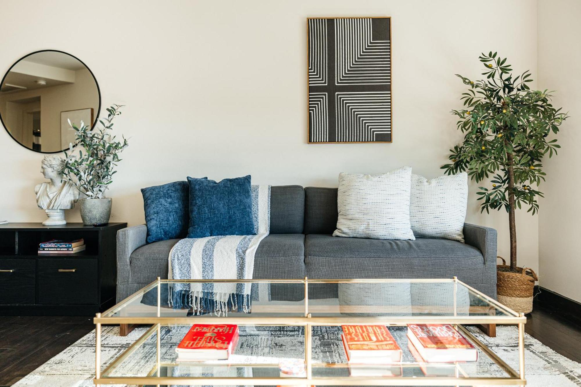 Stylish Vibes 1bd In Weho