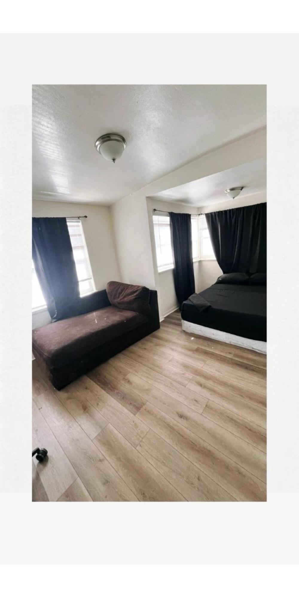 Nuys Downtown Paradise * Los Angeles