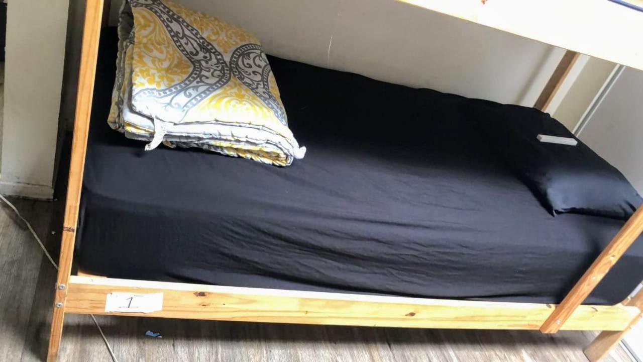 Nuys Downtown Paradise Hostel Los Angeles