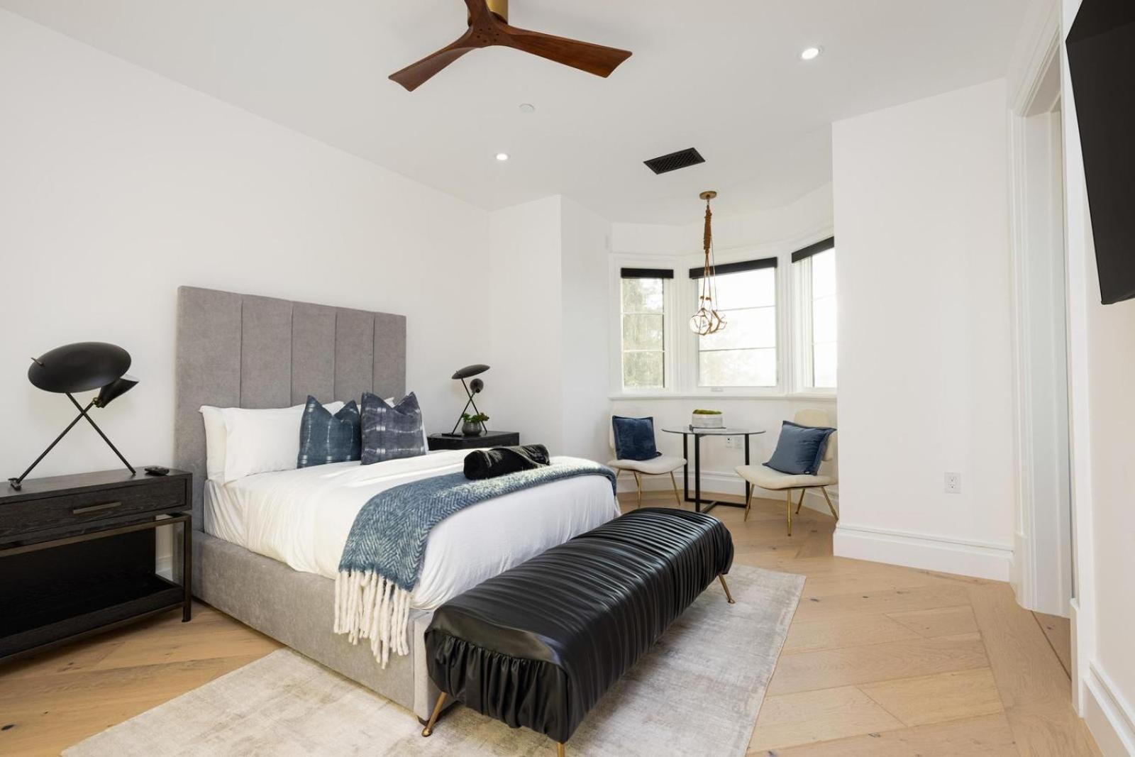 Villa Gardner Modern *