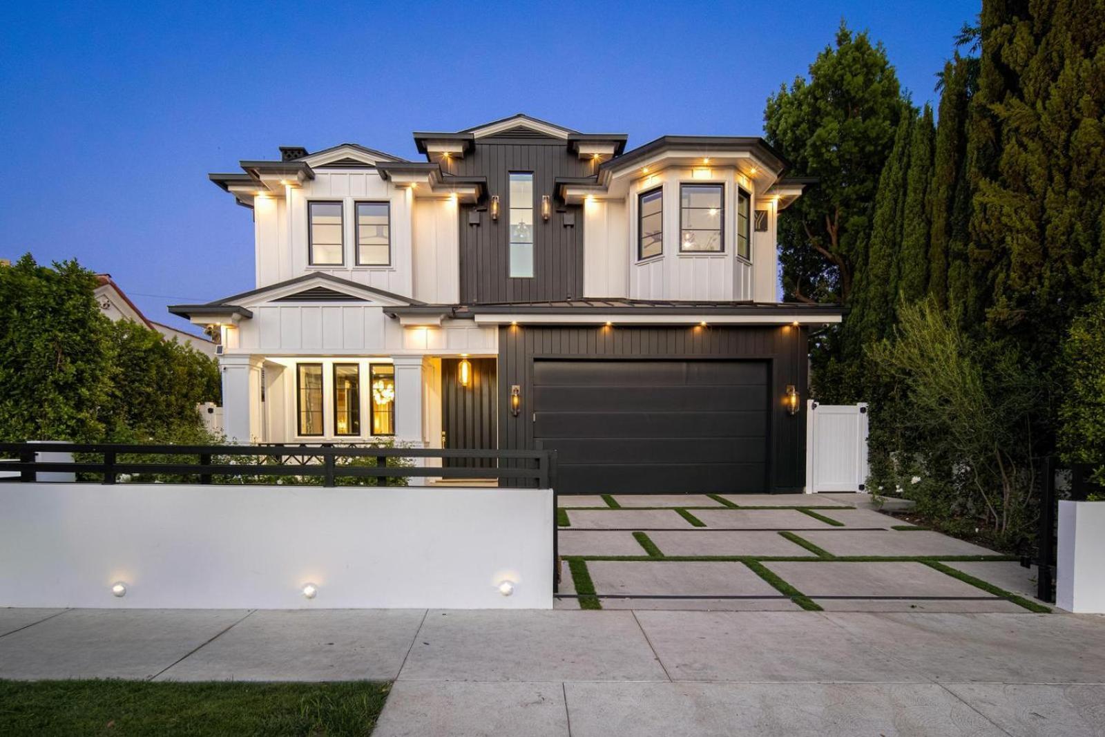 Gardner Modern Villa