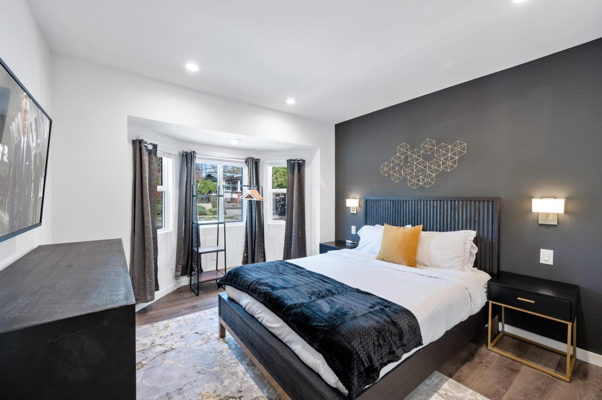 Art Deco By Avantstay 1920s Remodeled Open Layout Courtyard Los Angeles