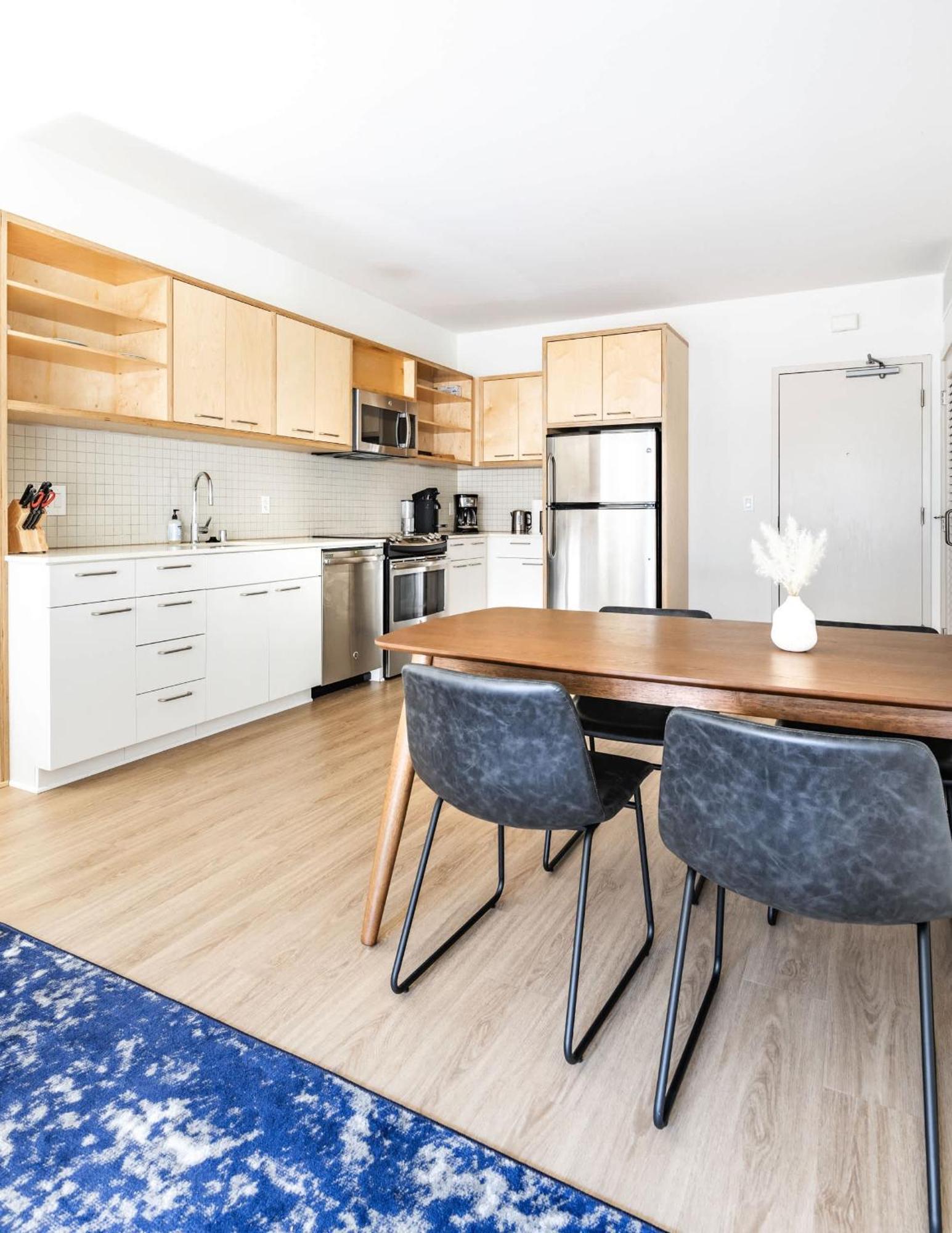 Apartment New 2br Hollywood Opulent Oasis Retreat