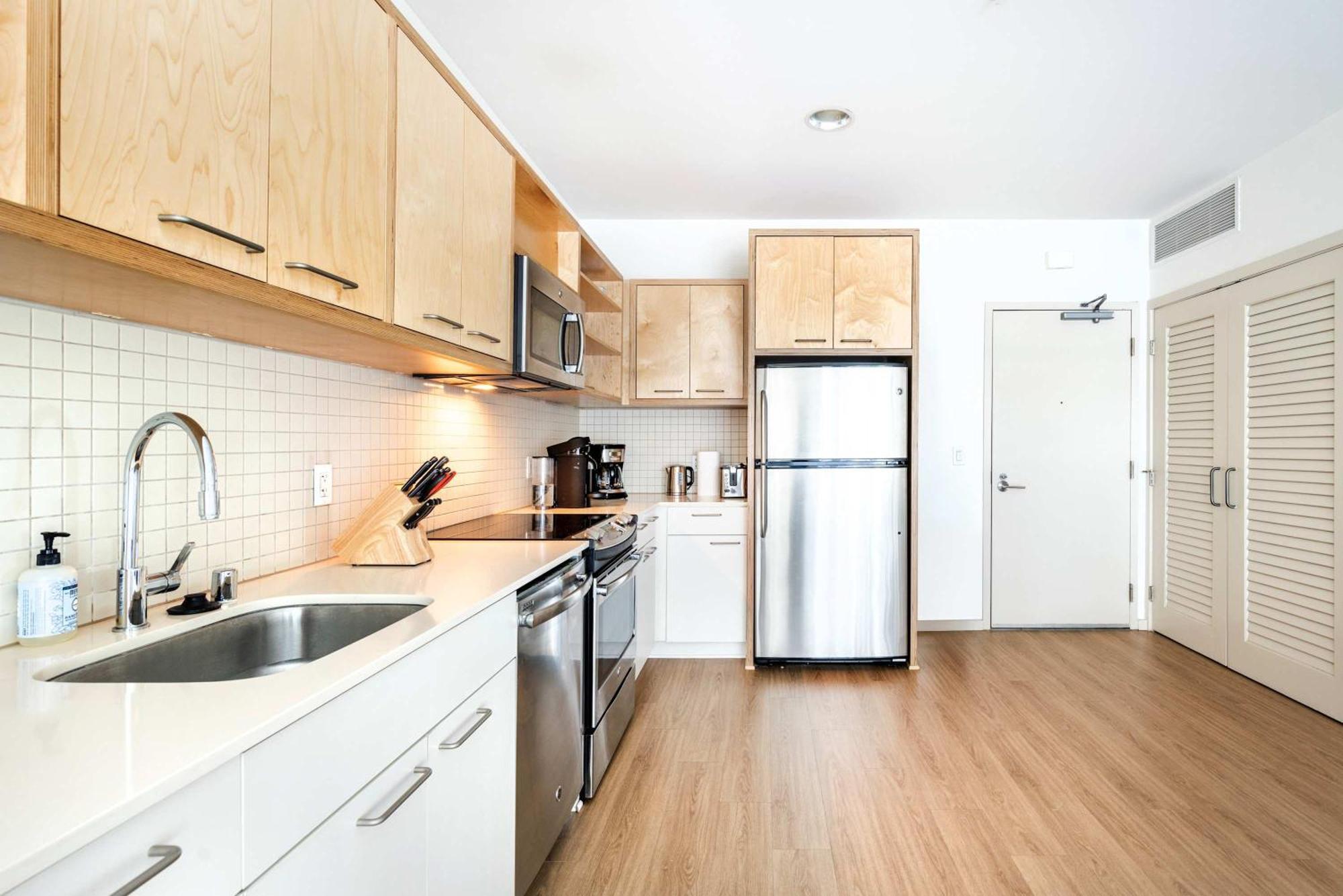 New 2br Hollywood Opulent Oasis Retreat Los Angeles