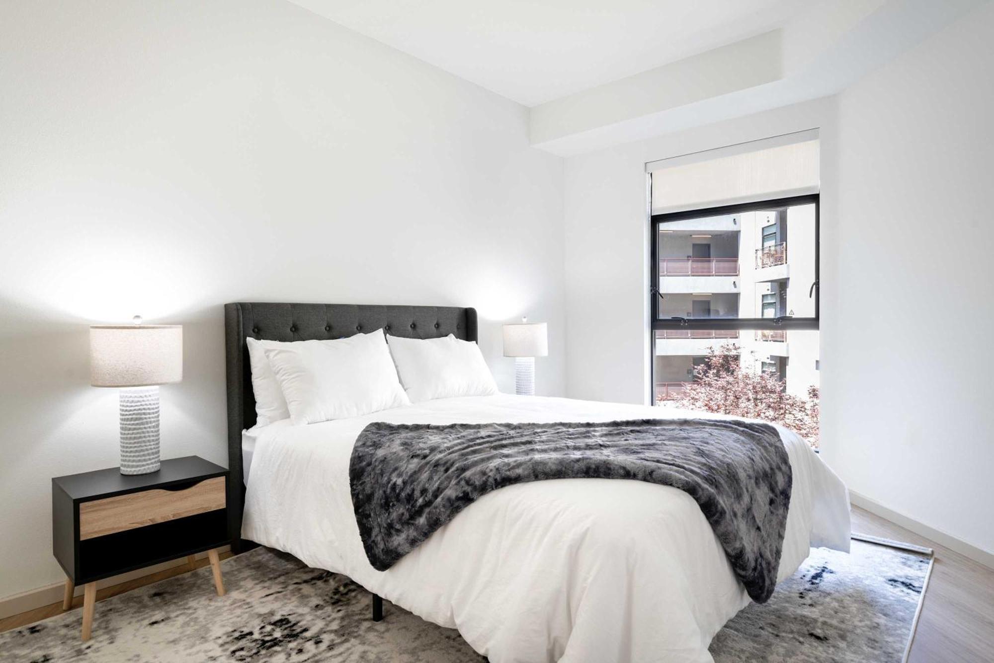 New 2br Hollywood Opulent Oasis Retreat Apartment Los Angeles