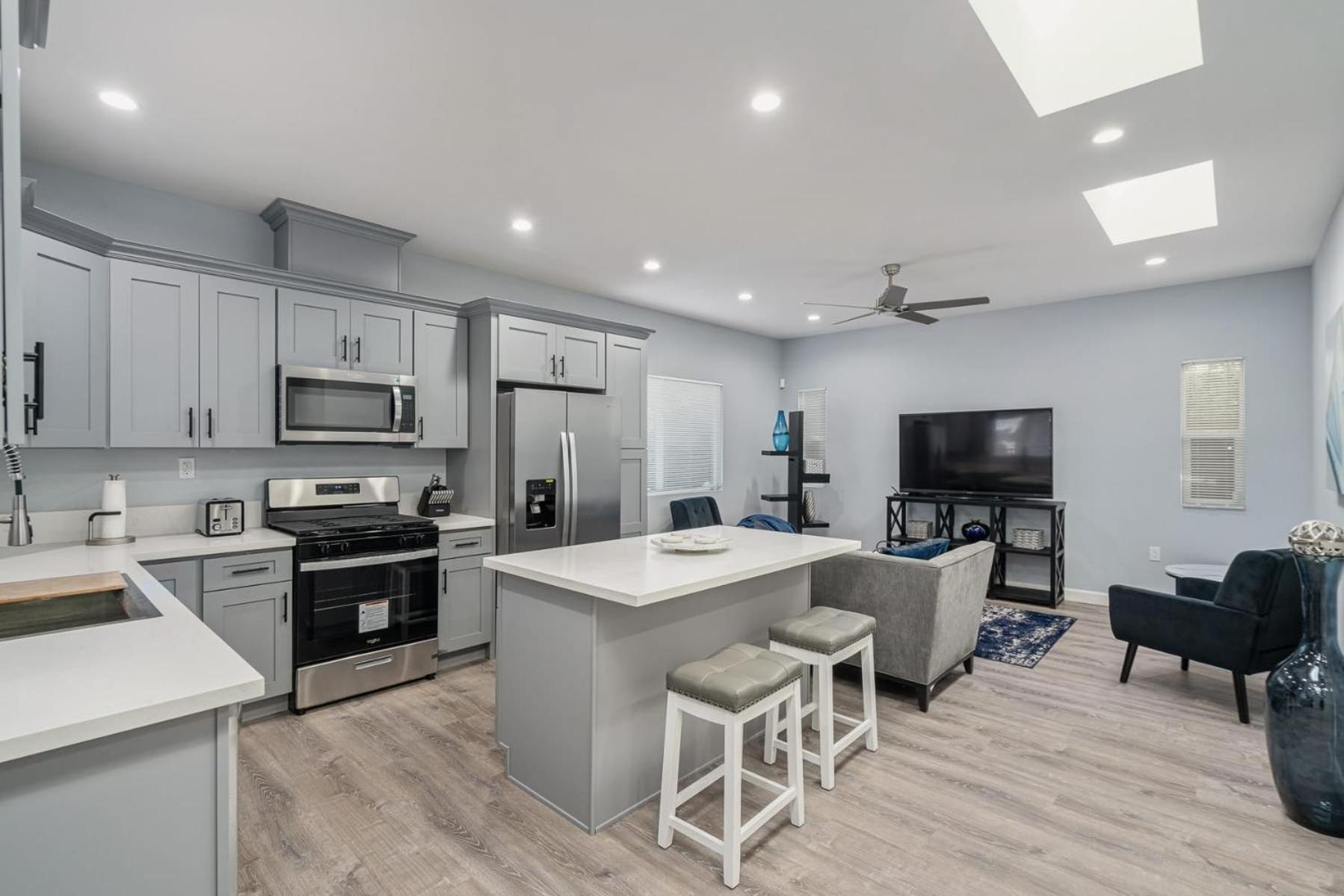 New Beauty By Avantstay Modern Location *