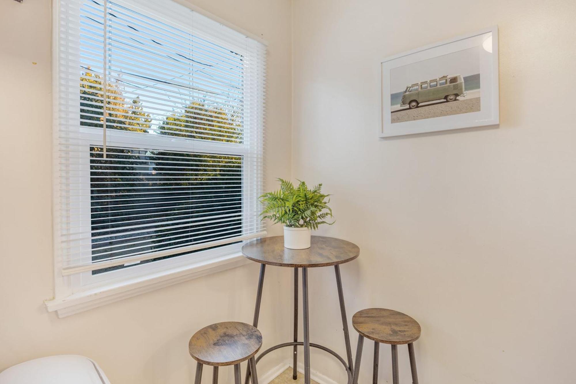 Holiday home Balcom By Avantstay Newly Furnished Valley