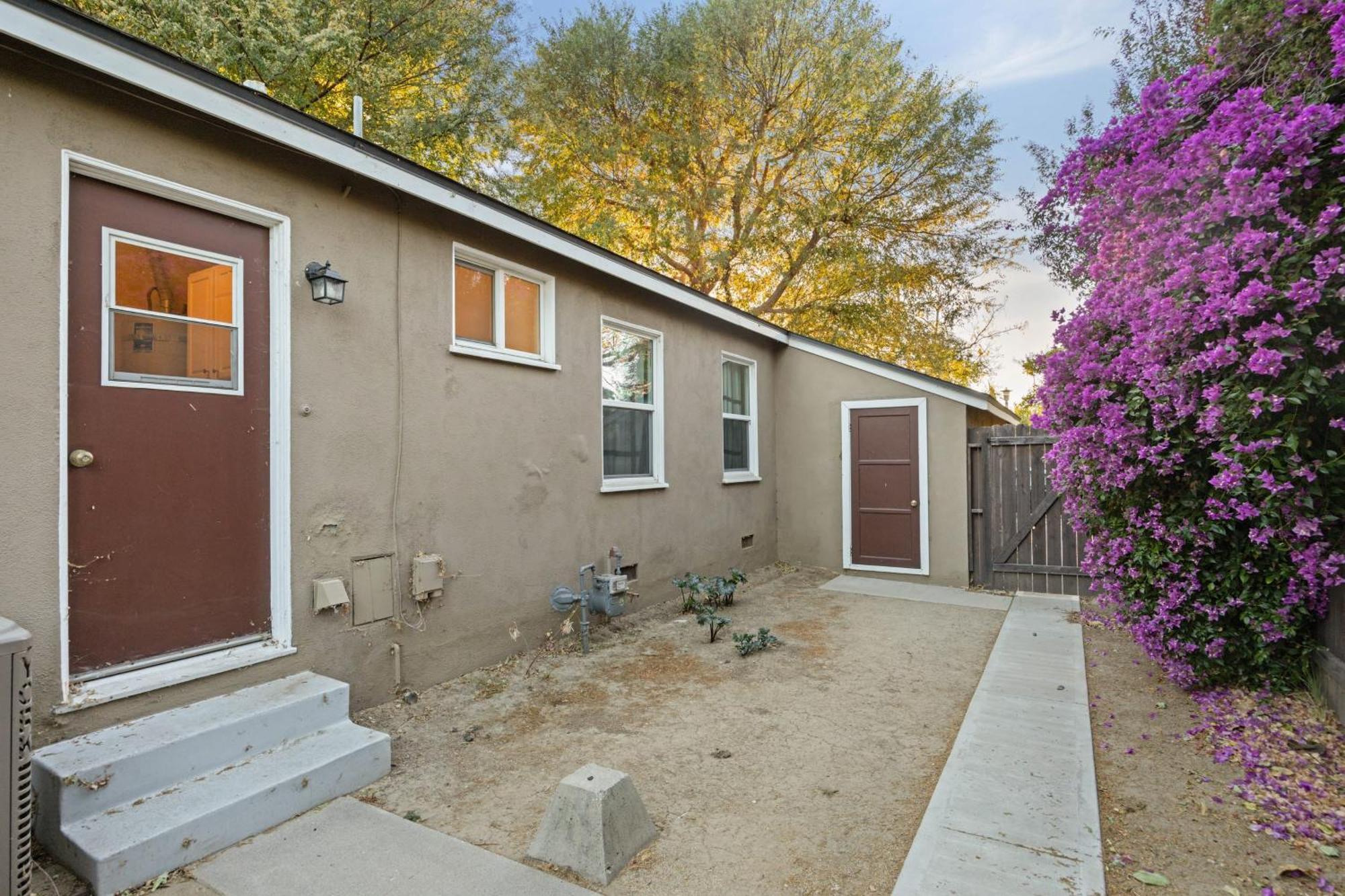 Balcom By Avantstay Newly Furnished Valley Los Angeles