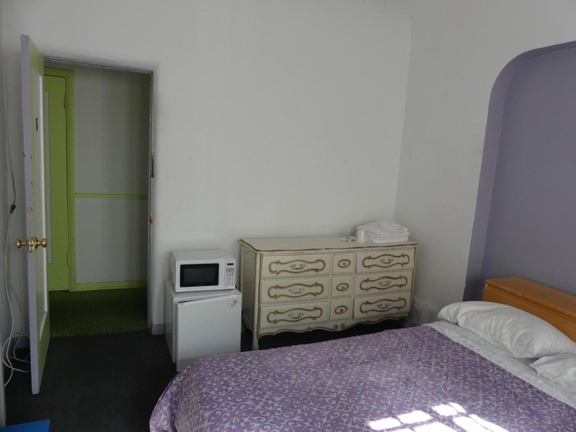 Wilshire Orange 2* Los Angeles