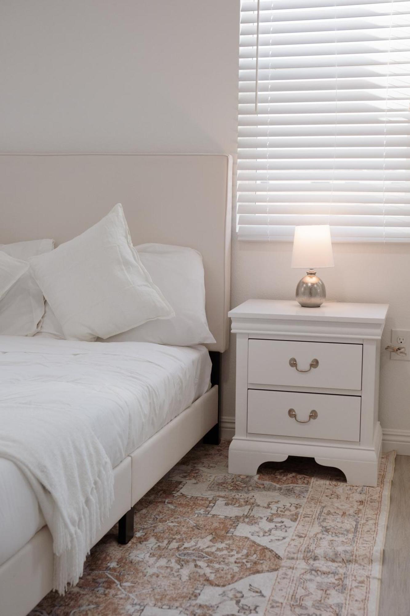 Charming La Retreat Near Usc & Downtown Highlights- 1 Bedroom With Shared Access Hotel Los Angeles