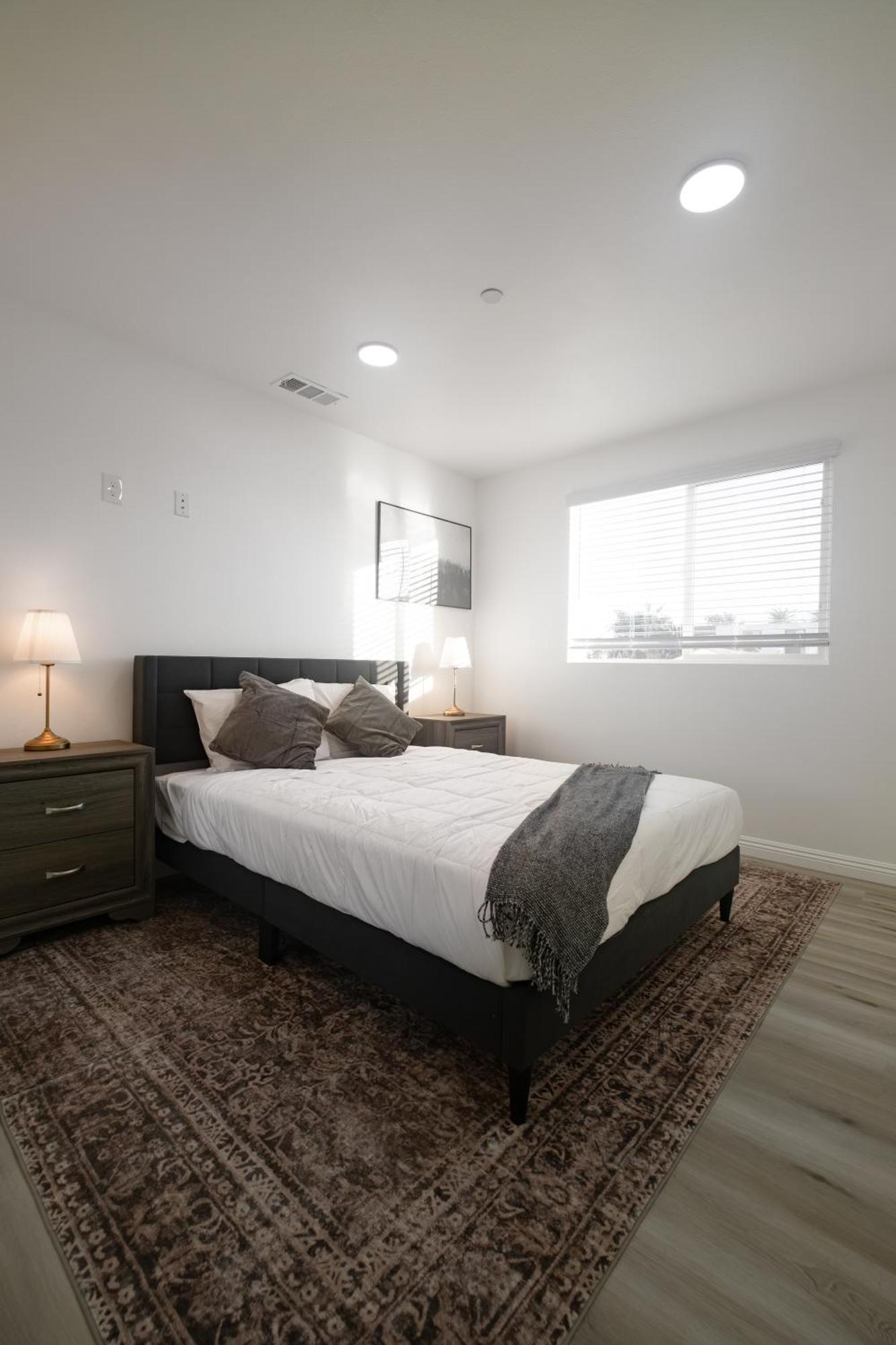 Hotel Charming La Retreat Near Usc & Downtown Highlights- 1 Bedroom With Shared Access Los Angeles