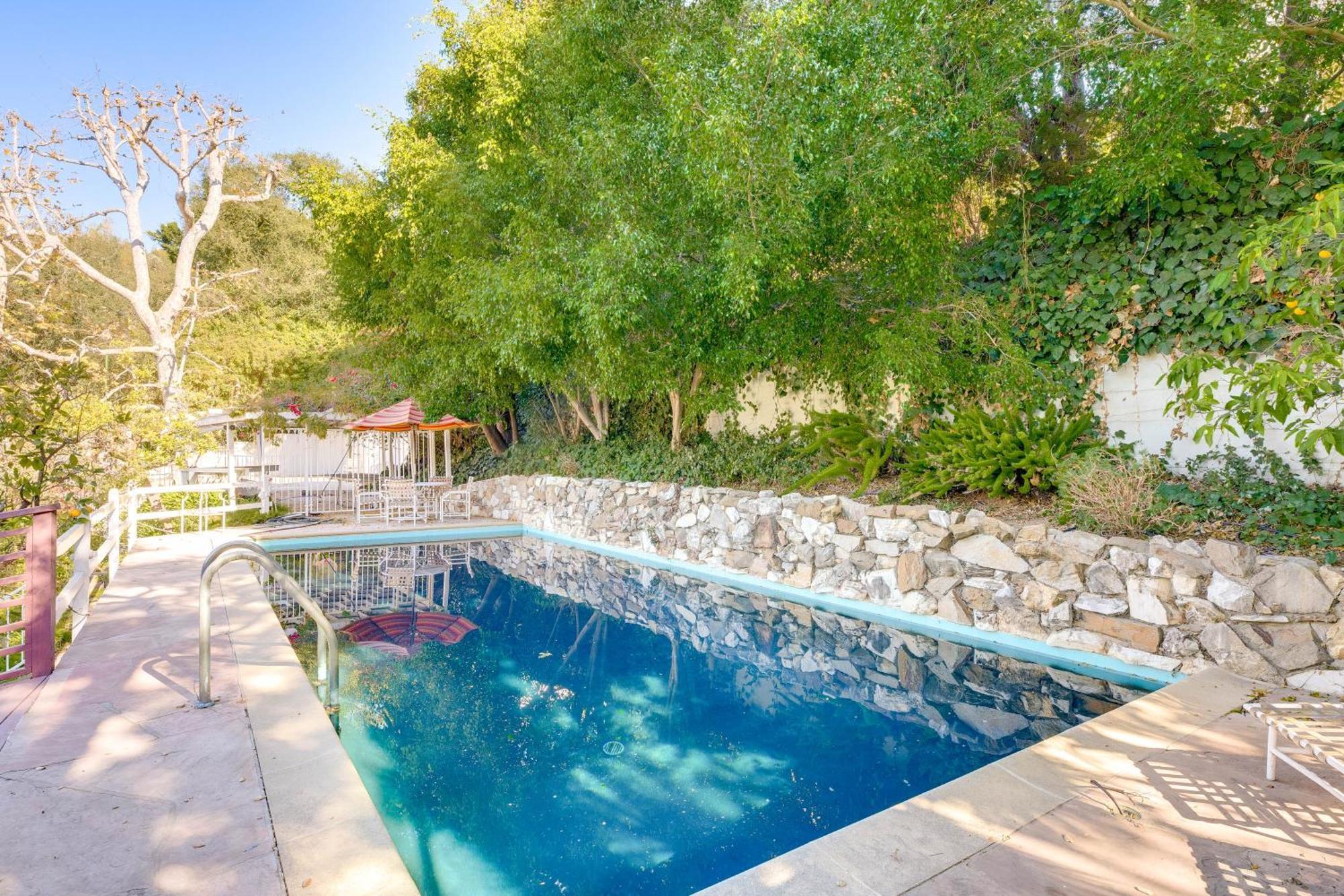 Apartamento Less Than 1 Mi To Ucla Pet-friendly Couples Retreat!
