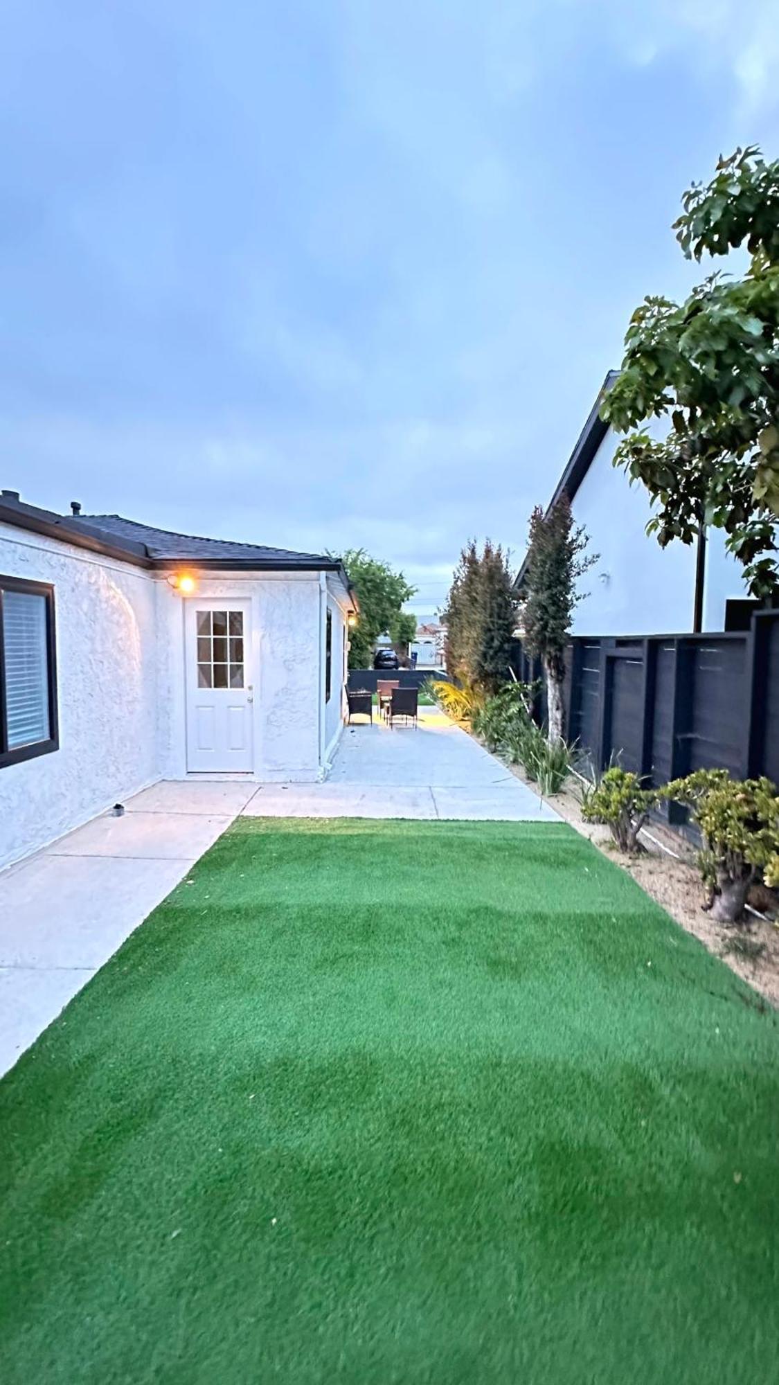 Modern 2br Stylish & Cozy Unit *