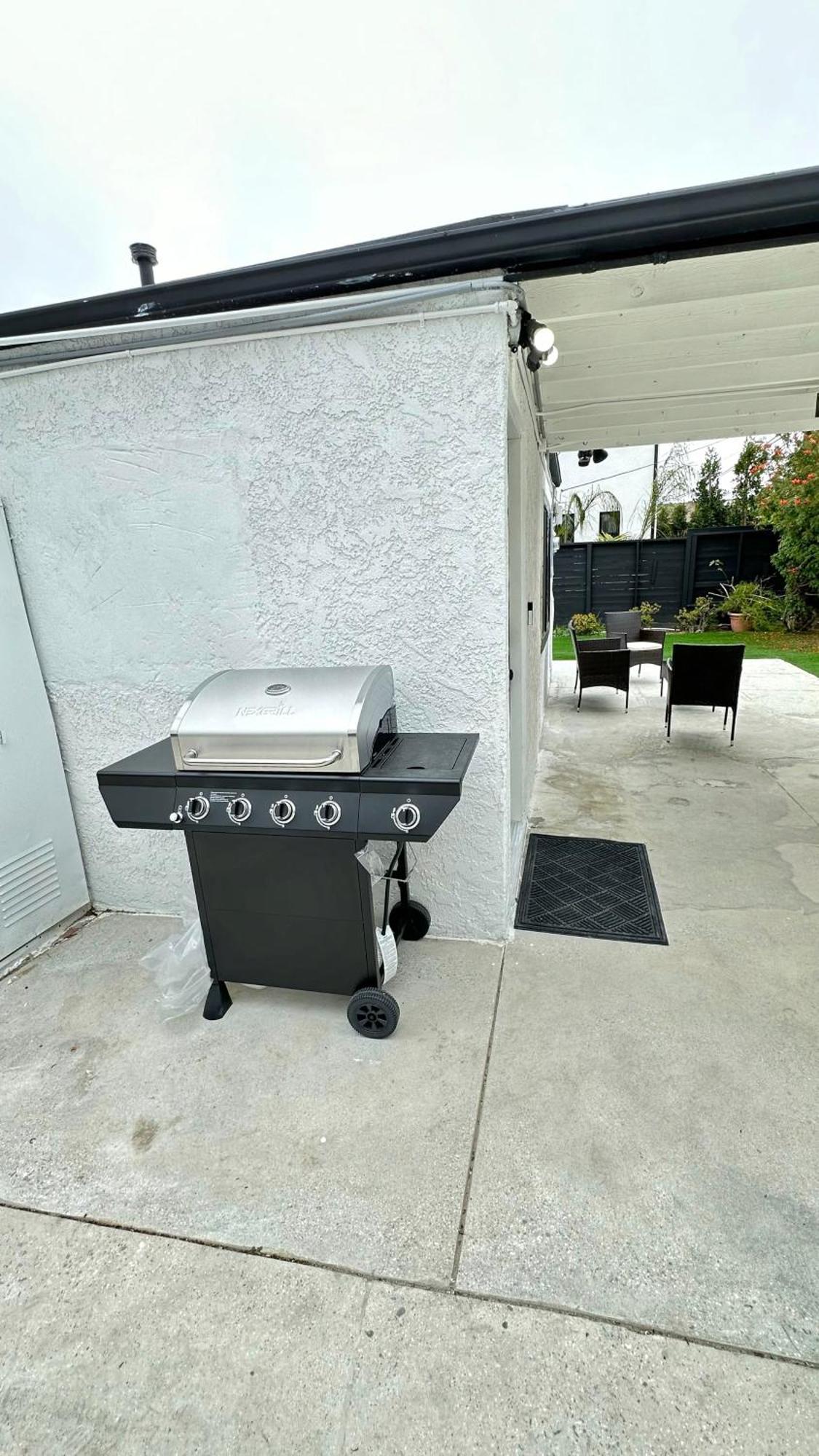 Modern 2br Stylish & Cozy Unit *