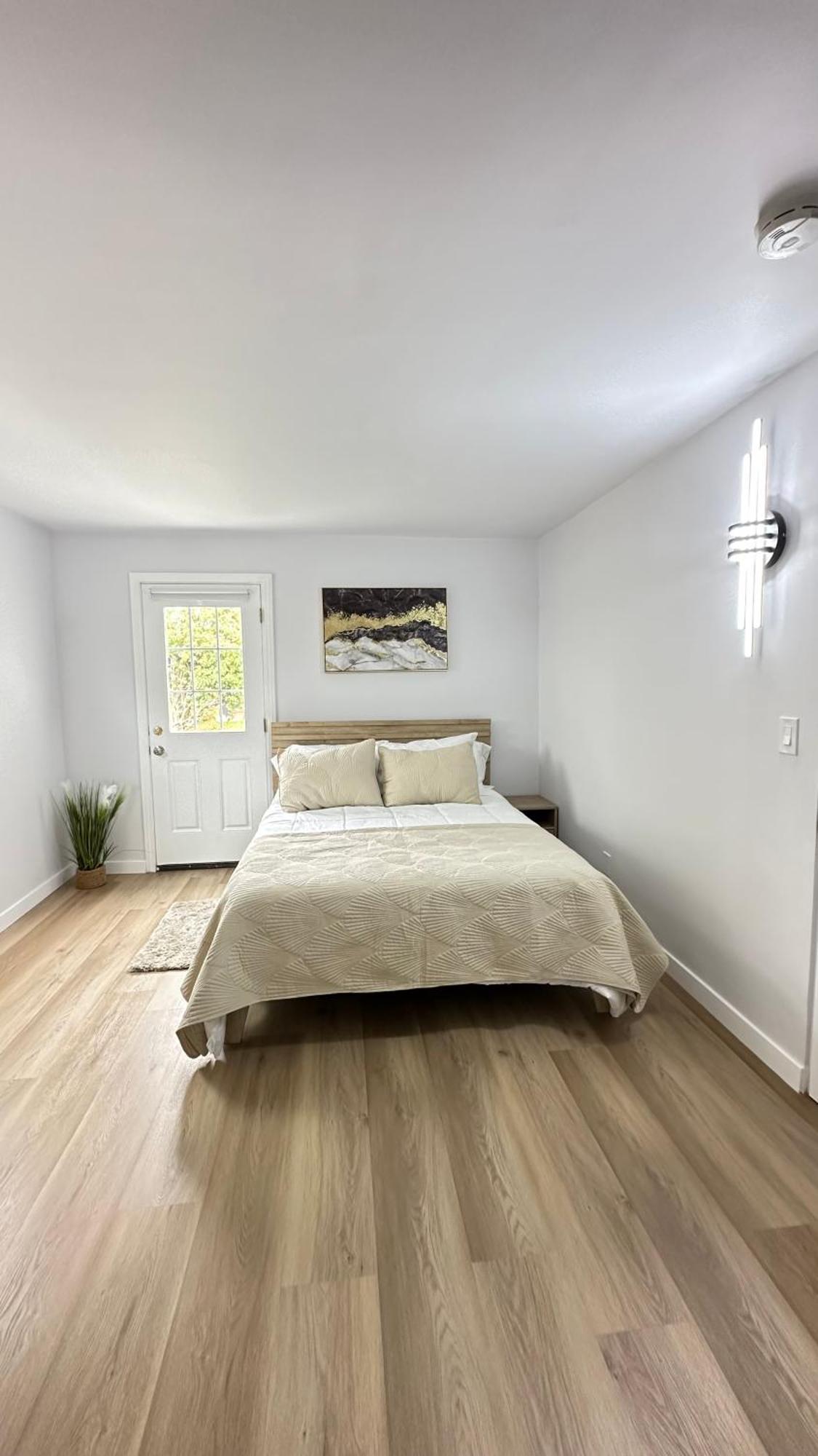 Acomodação com café da manhã  Modern 2br Stylish & Cozy Unit Los Angeles