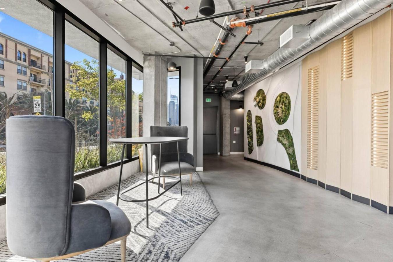 Private Skyloft, Dtla Views, 1 Mile To Dodger Stadium