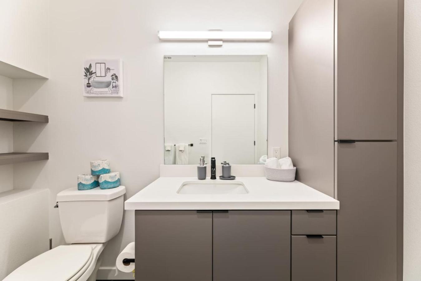 Private Skyloft, Dtla Views, 1 Mile To Dodger Stadium