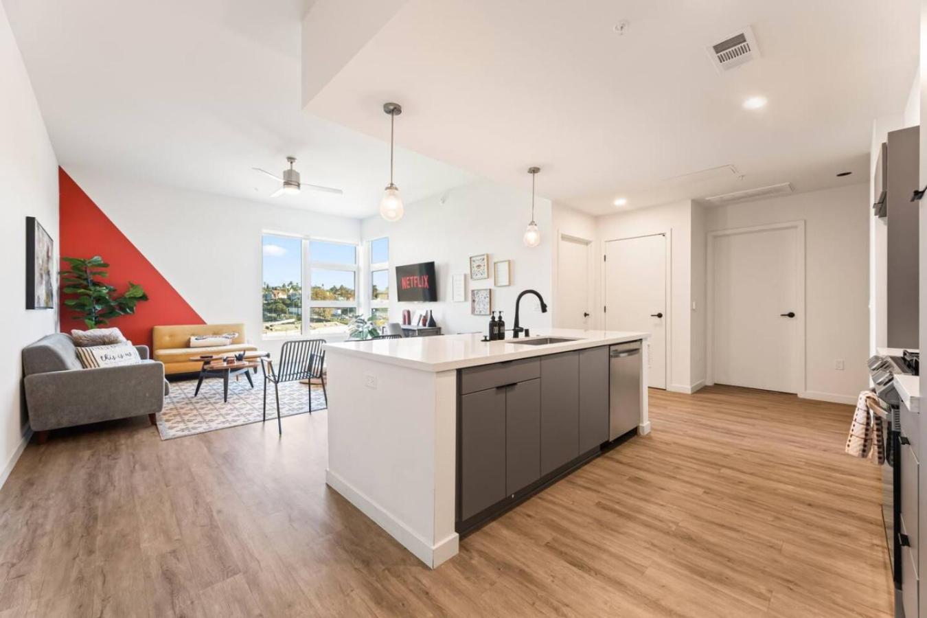 Private Skyloft, Dtla Views, 1 Mile To Dodger Stadium * Los Angeles