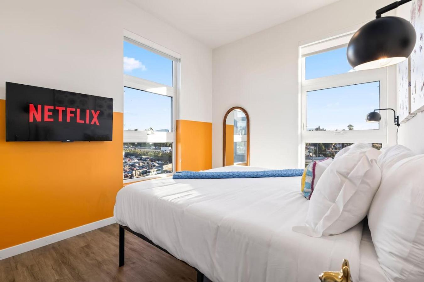 Private Skyloft, Dtla Views, 1 Mile To Dodger Stadium