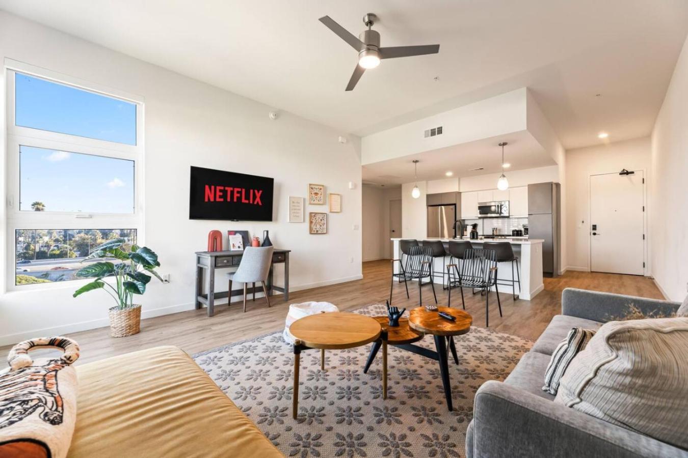 Private Skyloft, Dtla Views, 1 Mile To Dodger Stadium * Los Angeles