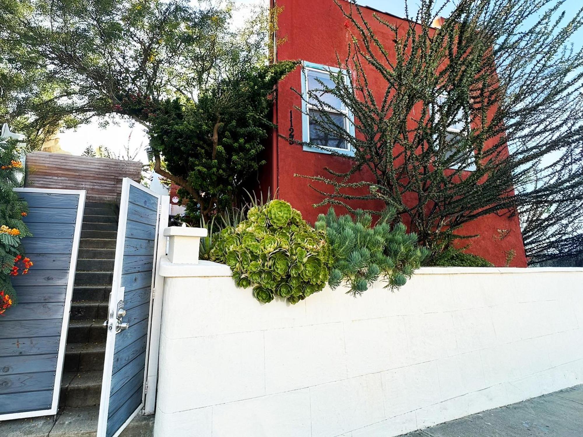 Modern, Remodeled Echo Park House-walk To Sunset Blvd, Dodgers Stadium, Shops, Bars, Restaurants, Lake, Concerts * Los Angeles