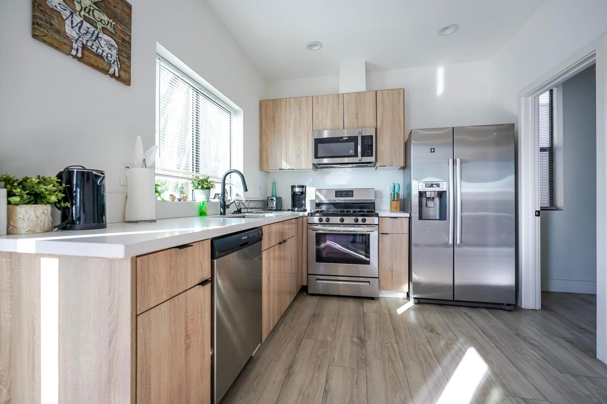 Hollywood Famous Townhome With Pvt Rooftop Scenic Views Apartment *