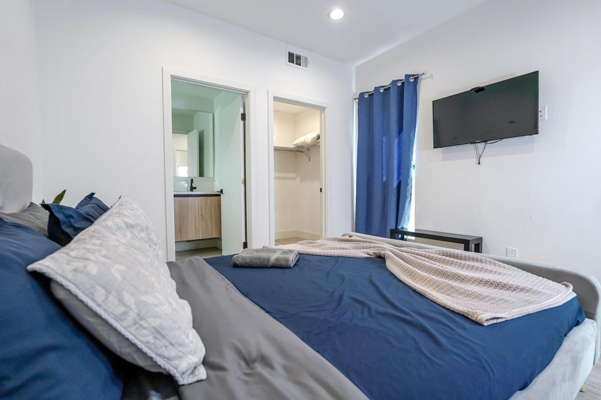 Hollywood Famous Townhome With Pvt Rooftop Scenic Views