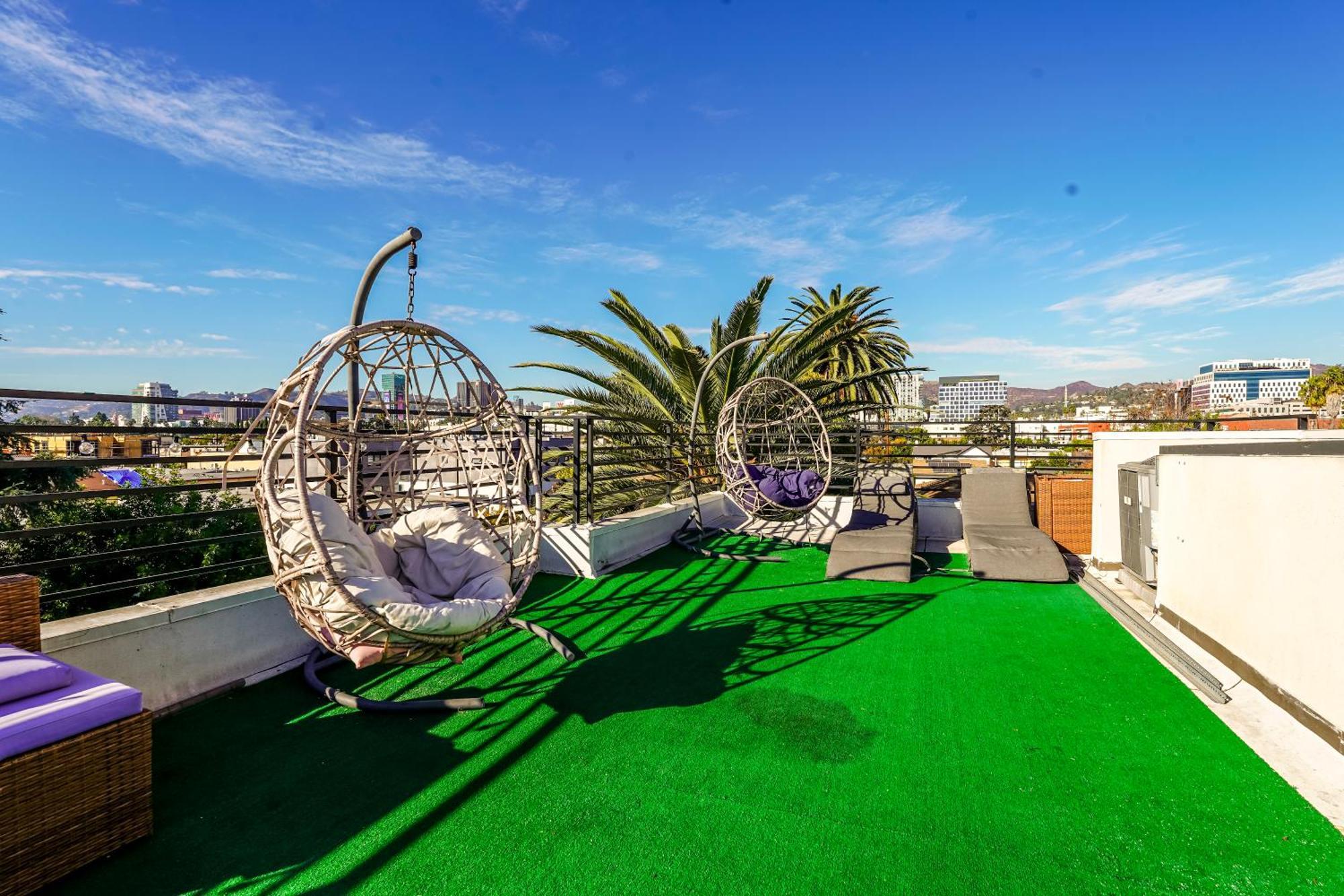 Hollywood Famous Townhome With Pvt Rooftop Scenic Views Apartment *