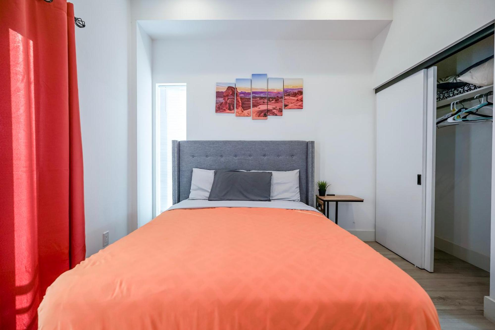 Hollywood Famous Townhome With Pvt Rooftop Scenic Views Apartment Los Angeles