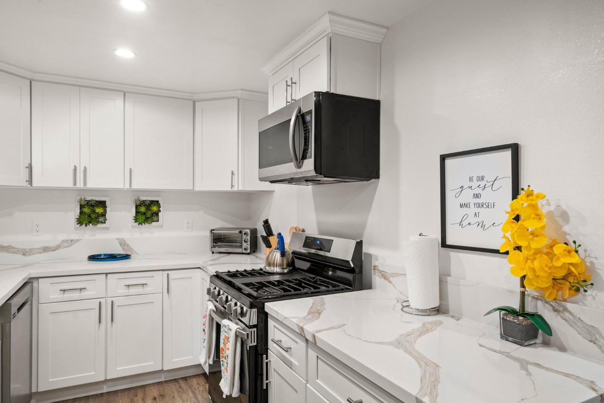 The Avalon - 35 Percent Off April 2025! Low Fees