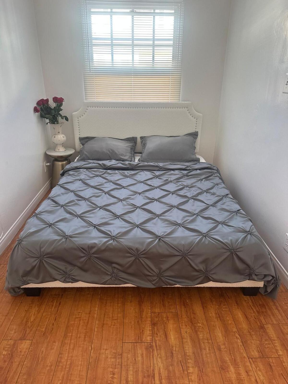 Location Of Hollywood, Great In 2bdrm Apt, Walk Of Fame *