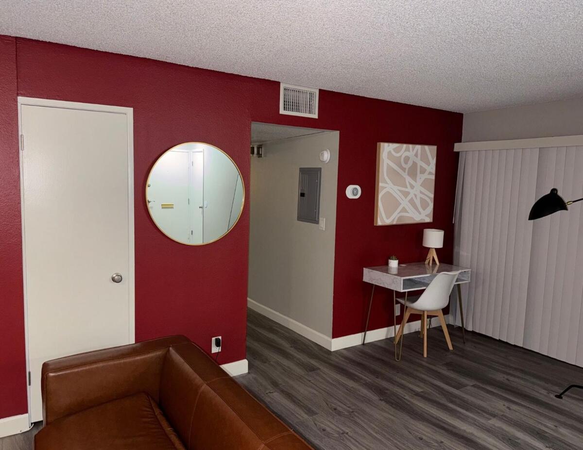 Apartment Beverly Hills Charm Rodeo Cedar Los Angeles