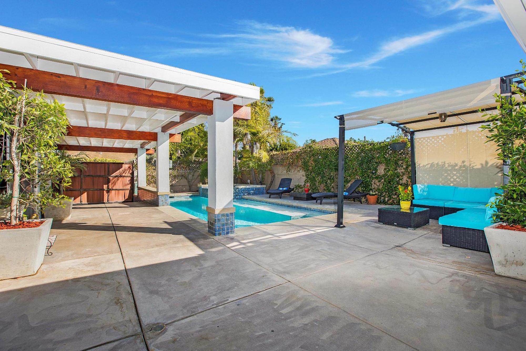 Oasis With Pool And Music By Benvenu
