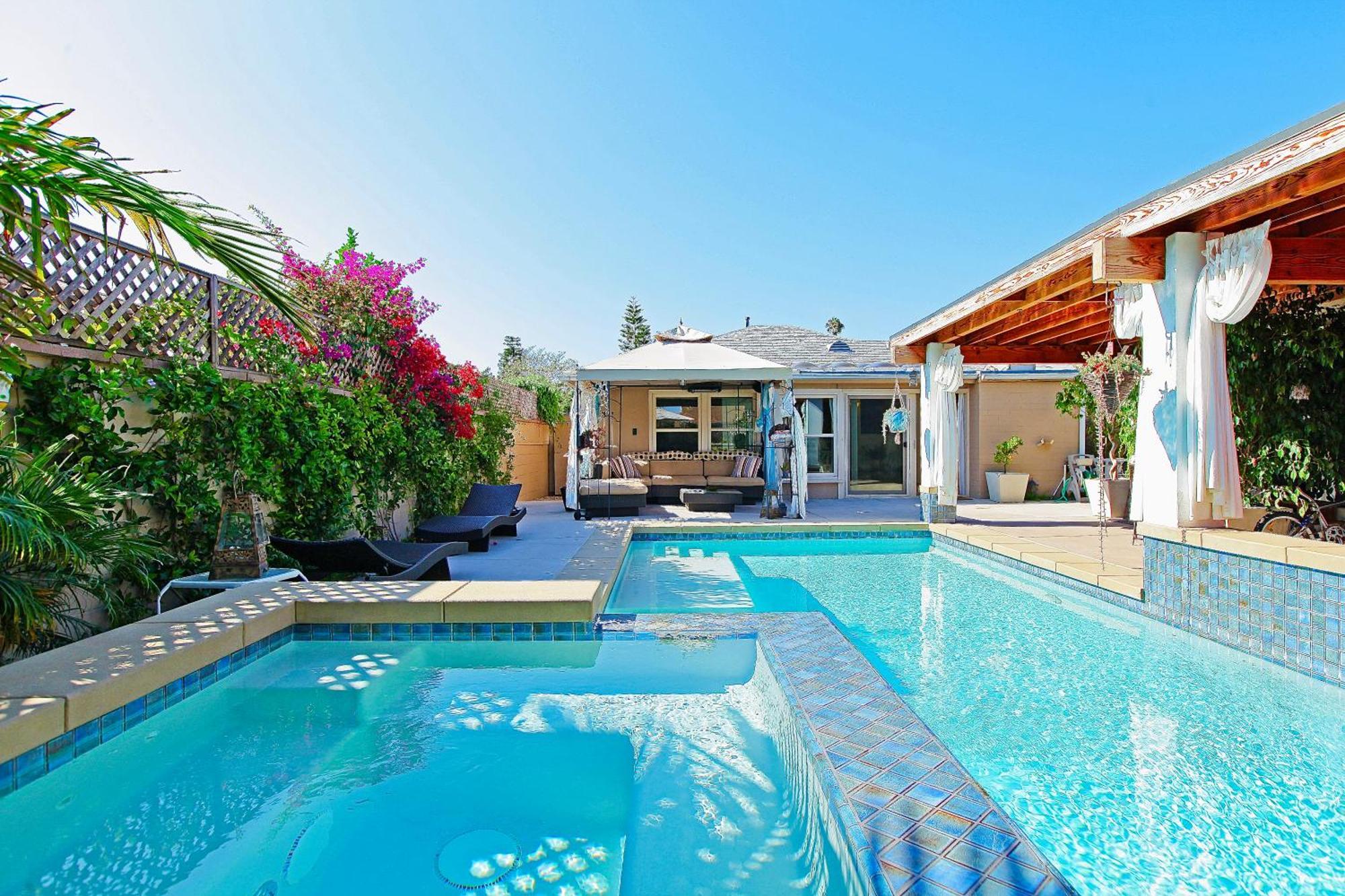 Oasis With Pool And Music By Benvenu Los Angeles