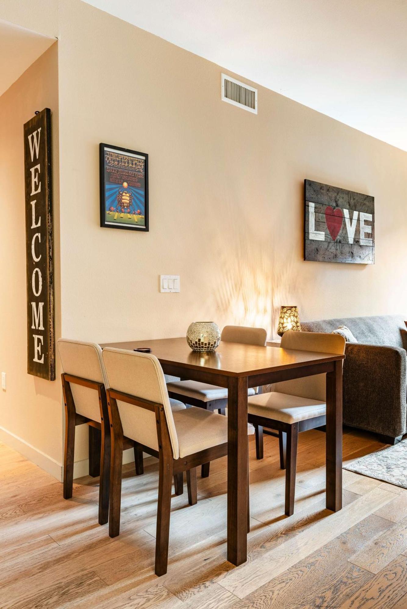 2br Hollywood Walk Luxury Los Angeles