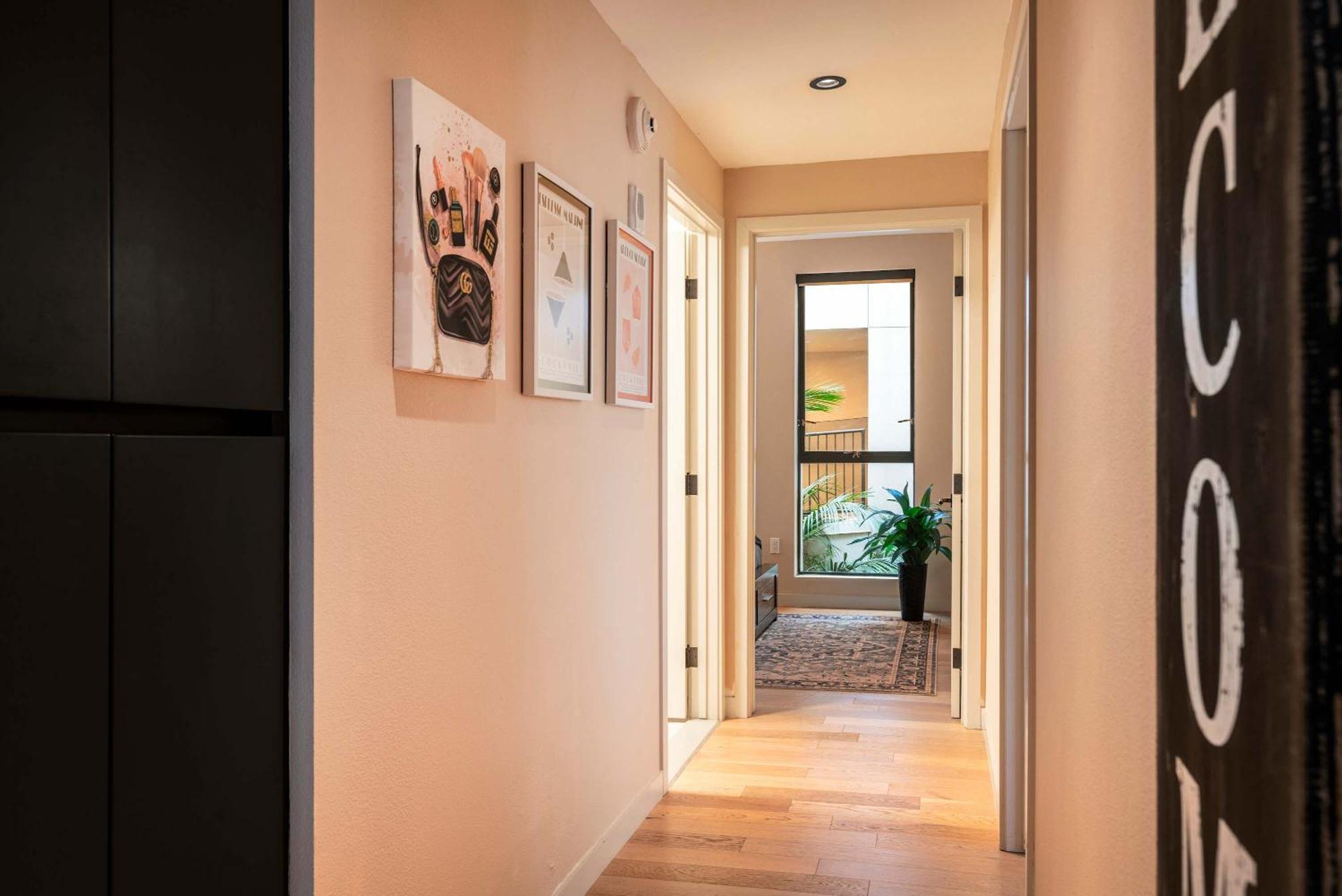 Apartment 2br Hollywood Walk Luxury Los Angeles