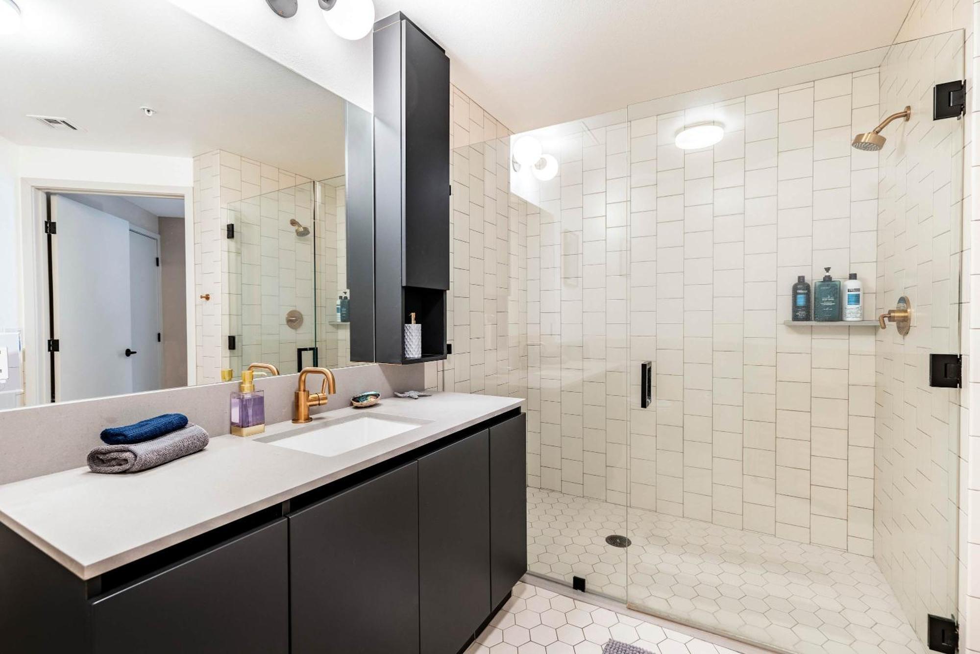 Apartment 2br Hollywood Walk Luxury Los Angeles