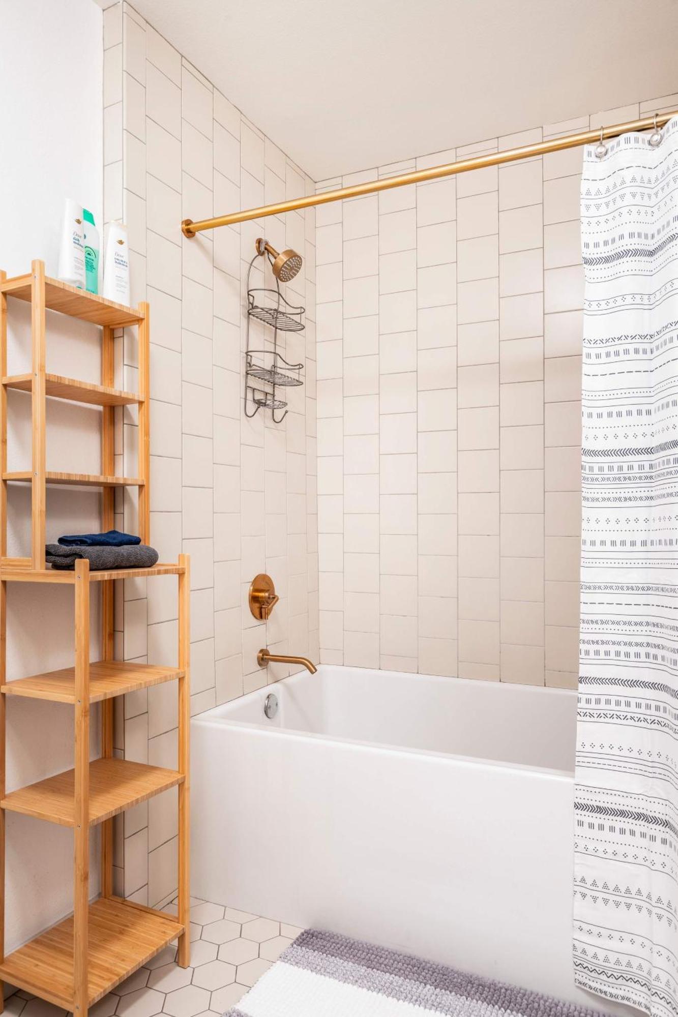 2br Hollywood Walk Luxury Apartment Los Angeles