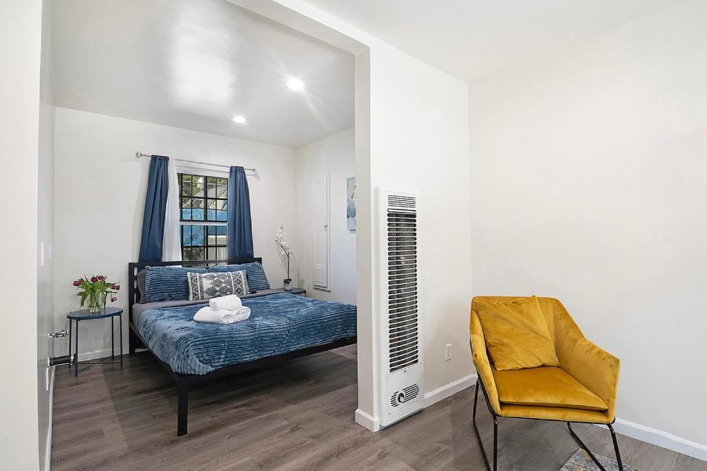 Cozy Ground-floor Near Beverly Hills Dining & Pico Blvd Apartment *