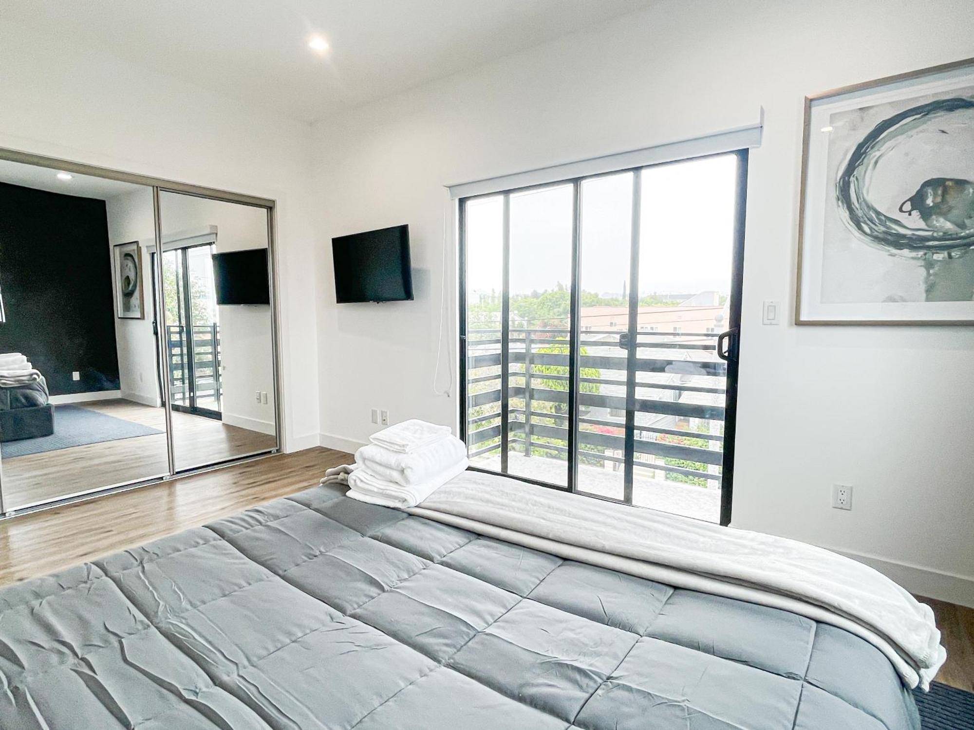 Holiday home Stylish 4br Townhouse In Mid - Cr2-c2 Los Angeles